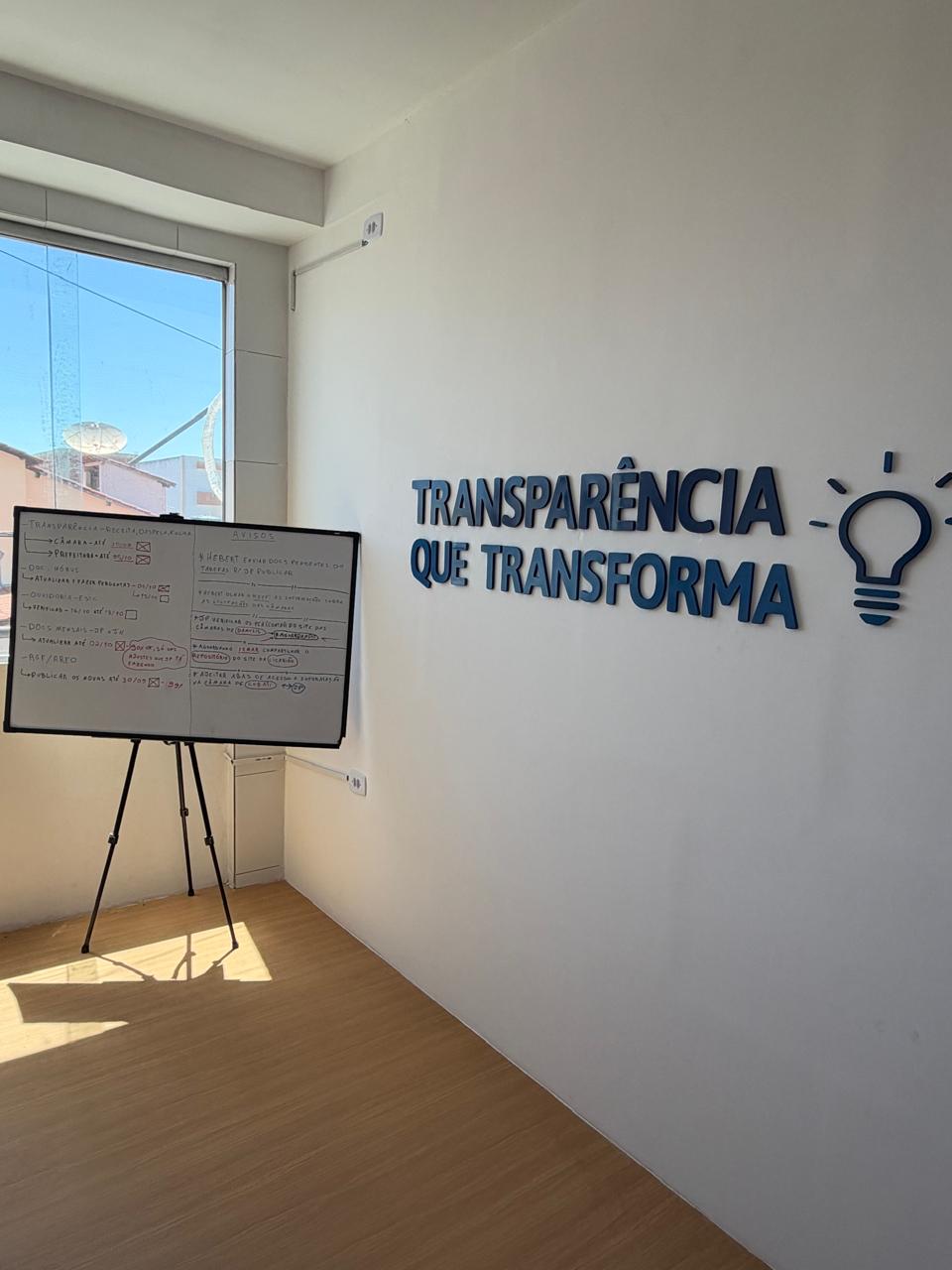 Sala de Reunião - Transparência que Transforma